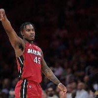 开云注册入口-NBA官方：经联盟办公室审核 撤销小米切尔对阵绿军时领到的技犯