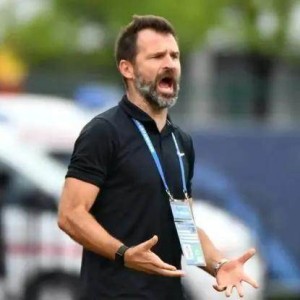 开云注册入口-海港发布官方公告：莱科下课 奚志康任代理主教练