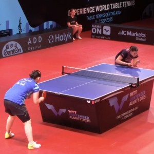 何卓佳1-3桥本帆乃香无缘决赛！第四局痛失好局，一天消耗太大了