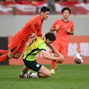 开云体育-中超本周末开赛  28名新疆球员注册13支球队